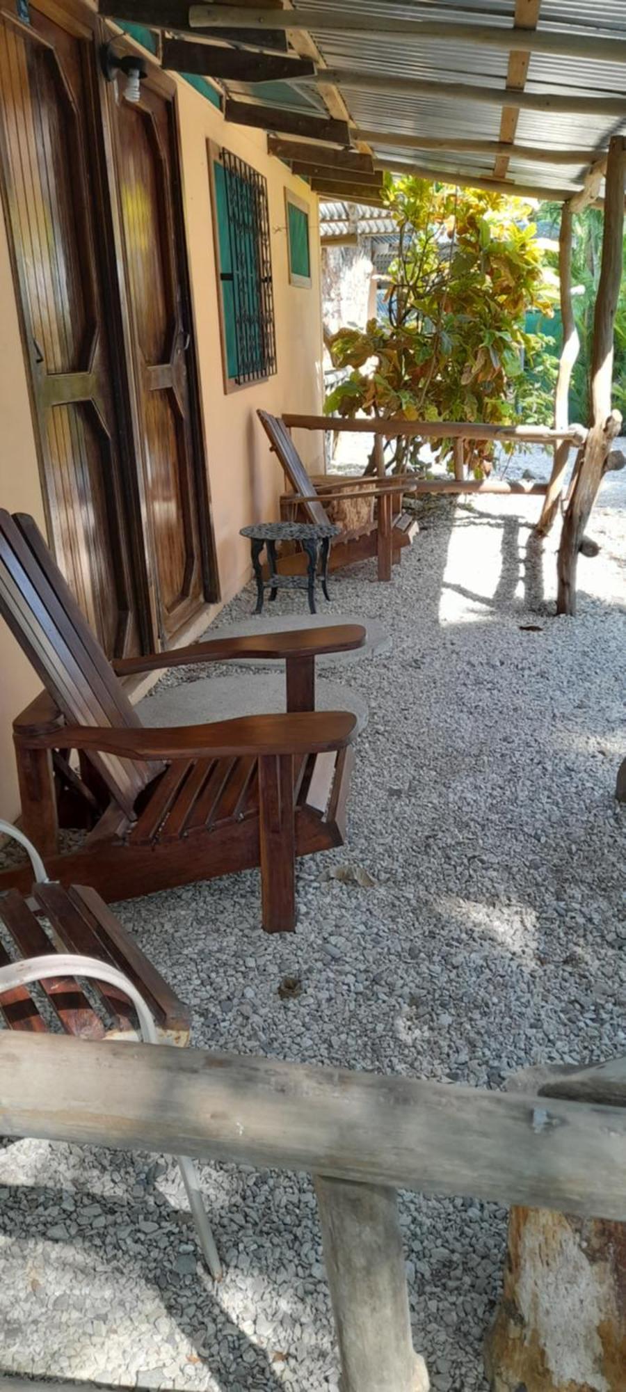Готель Mal Pais Surf Camp Playa Santa Teresa  Екстер'єр фото