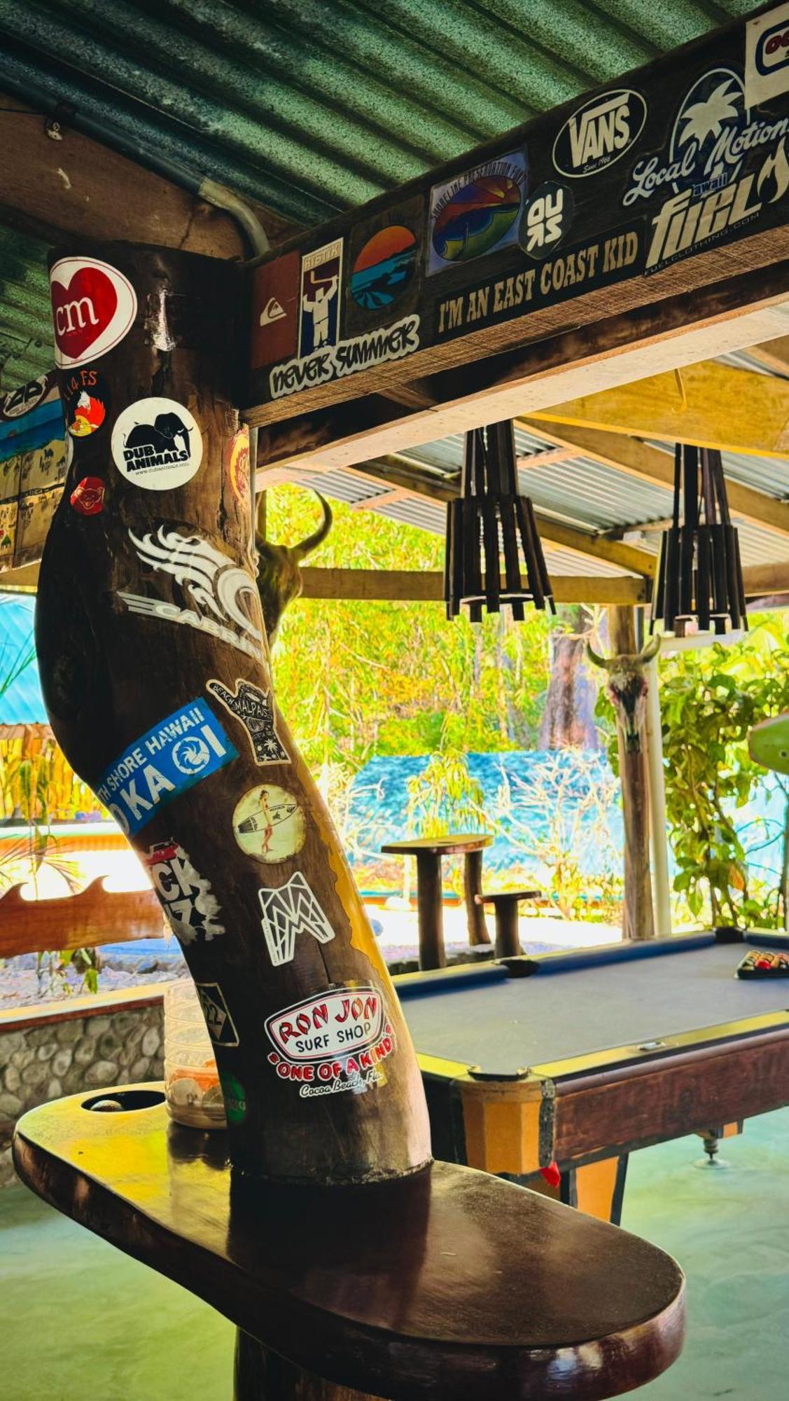 Готель Mal Pais Surf Camp Playa Santa Teresa  Екстер'єр фото